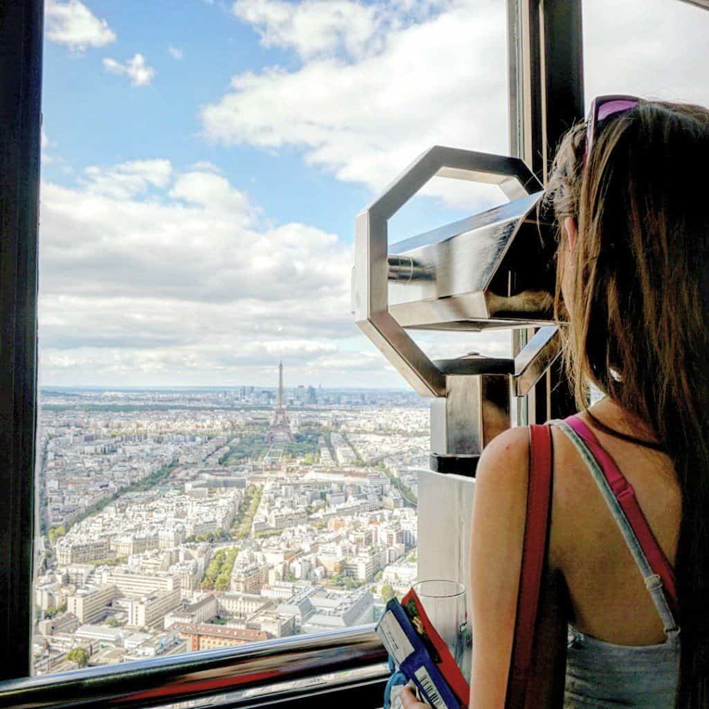 panoramic views over paris tour montparnasse
