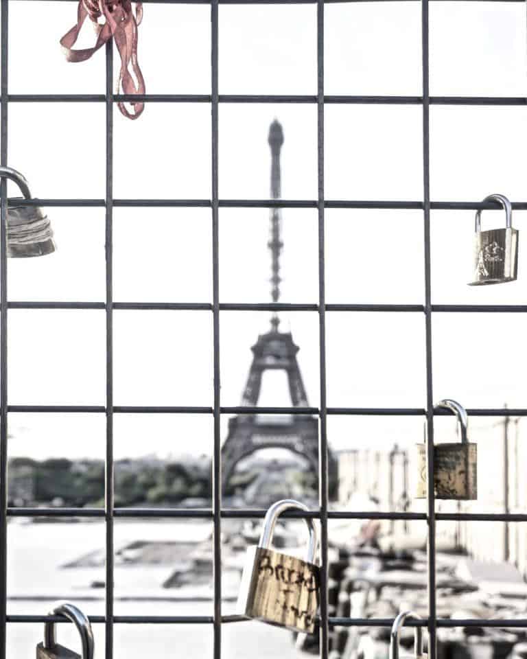 love locks in paris