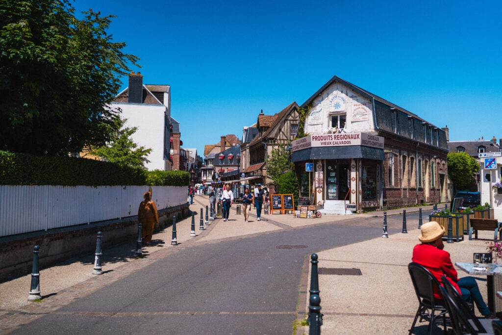 etretat town centre