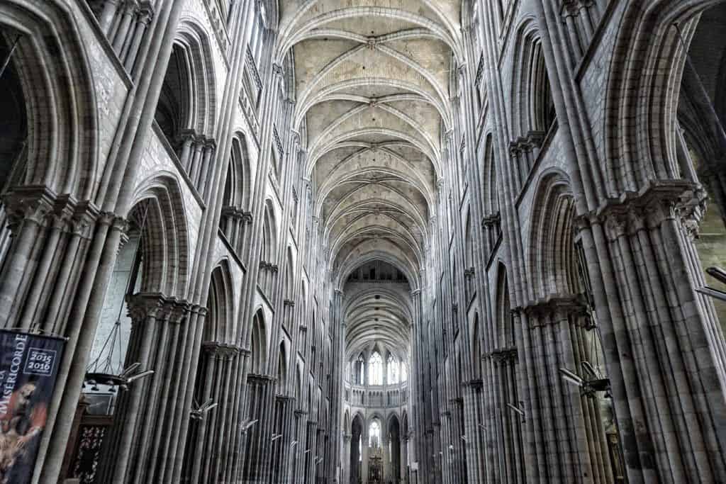 rouen cathedral interior