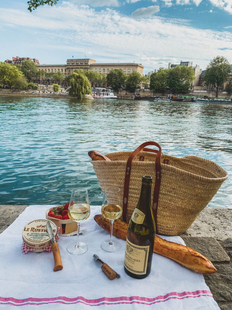 paris picnic on the seine