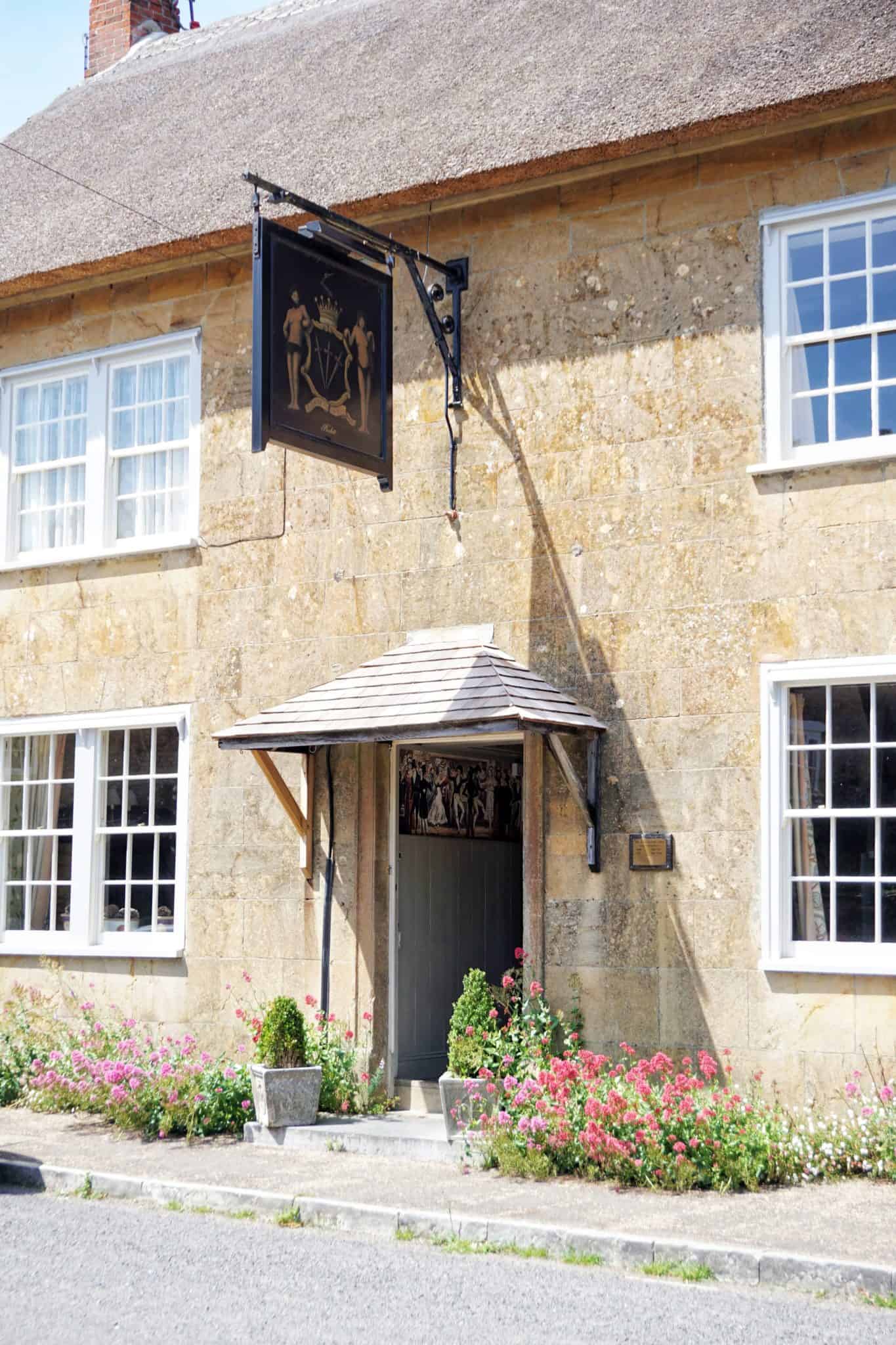 Lord Poulett Arms, Hinton St George, Somerset, England (things to see, do and visit)
