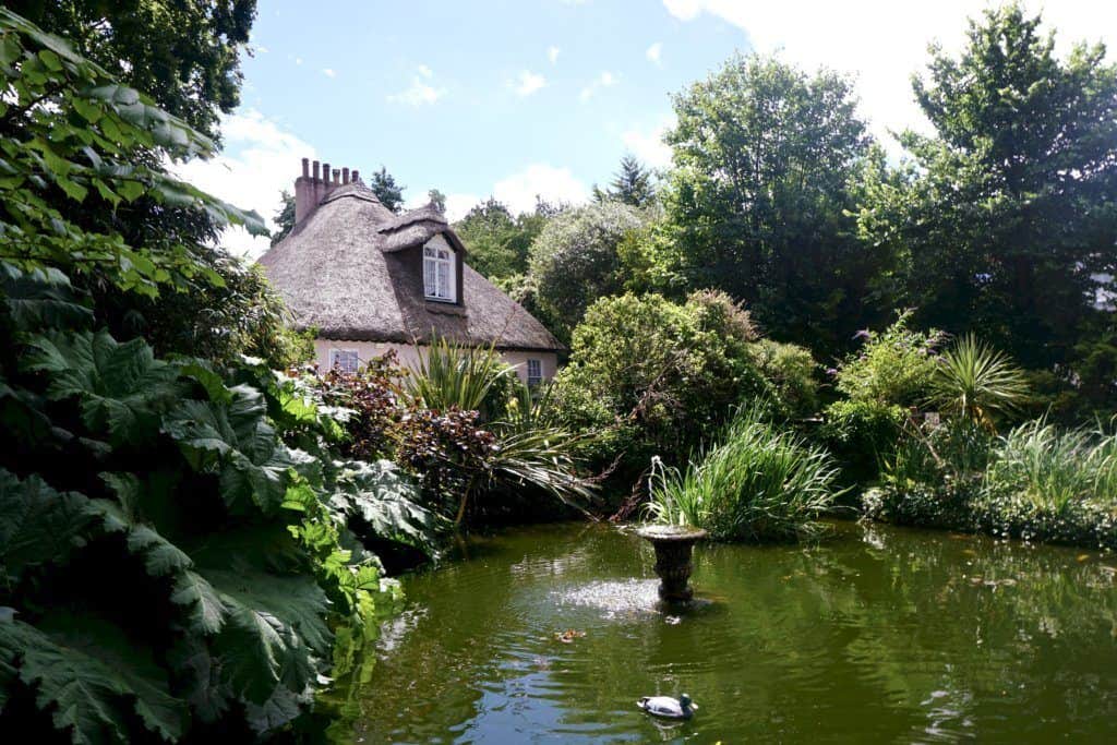 Guide to Shaldon, Devon, England