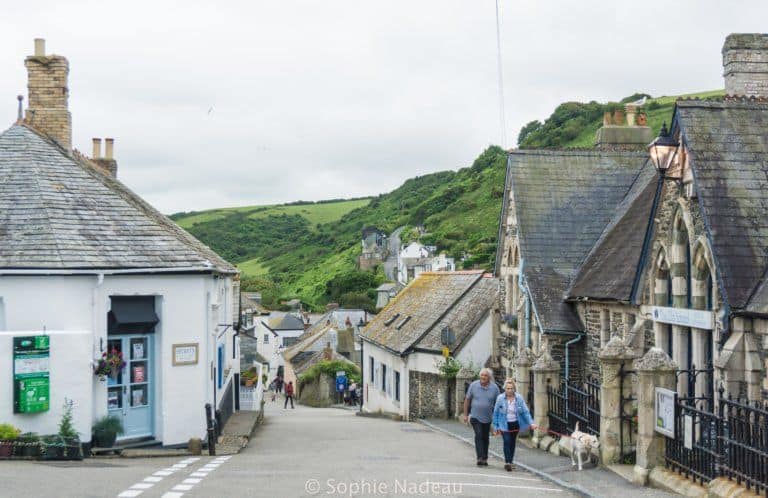 Port Isaac: A traditional 14th Century Fishing village in Cornwall, England