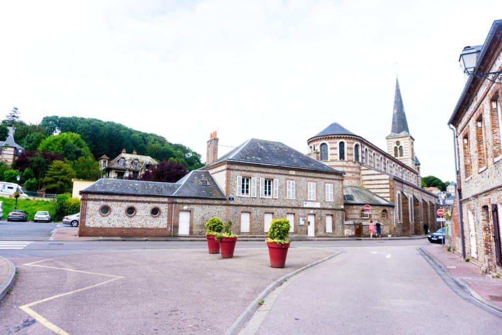 Yport Guide, visiting a traditional fishing village in Normandy, France