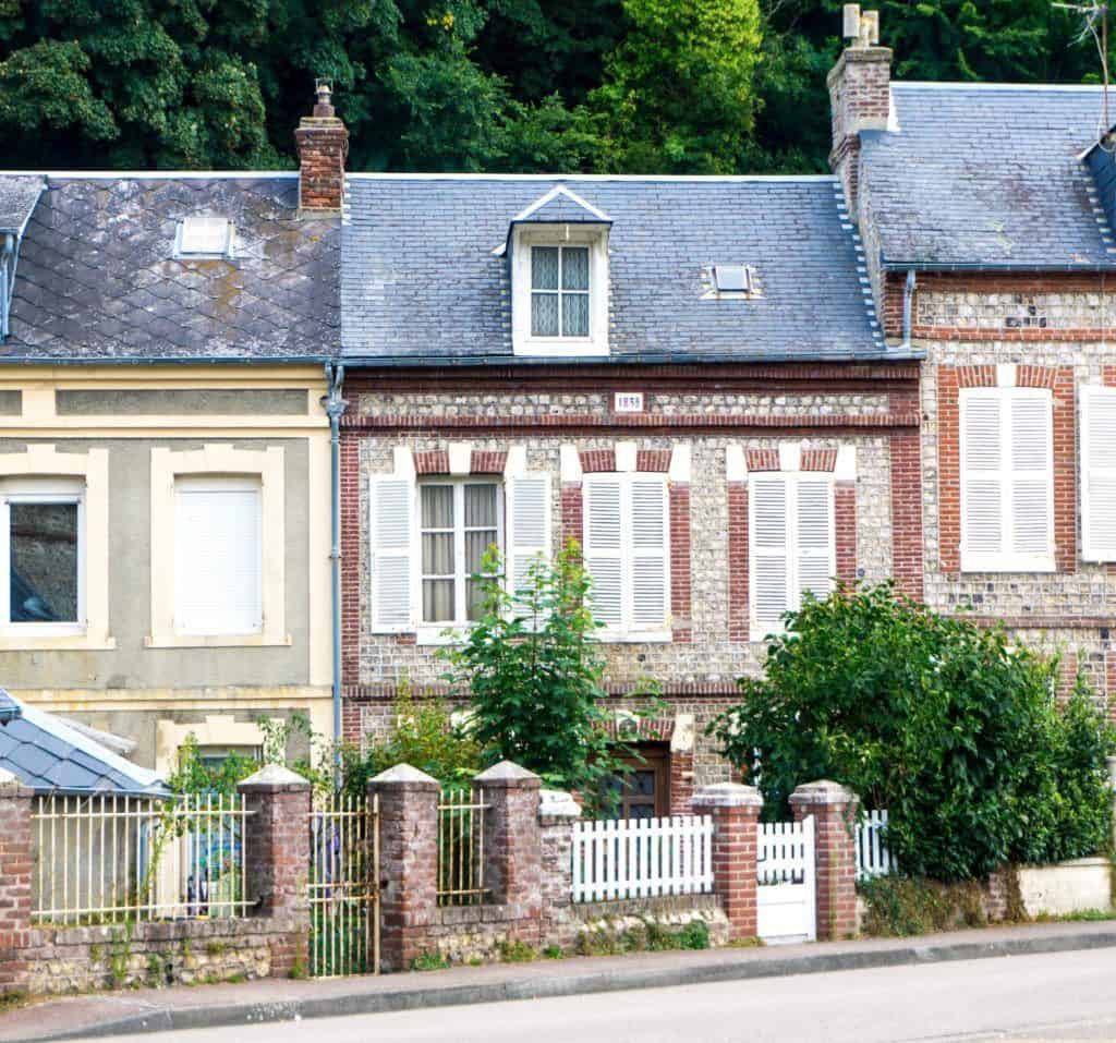 Yport Guide, visiting a traditional fishing village in Normandy, France