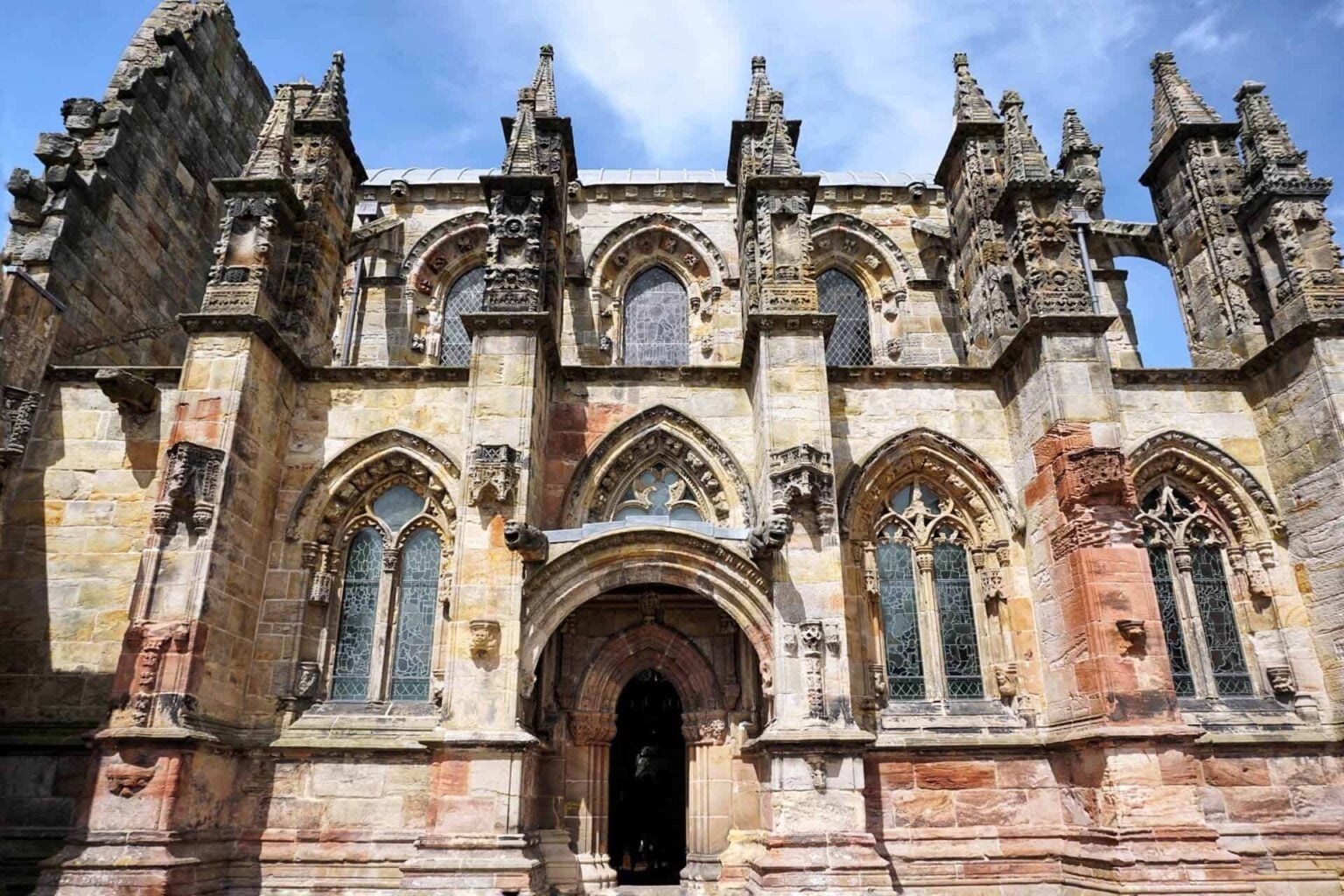 Rouslin The Best Things to do in Roslin (home to Rosslyn Chapel) | solosophie