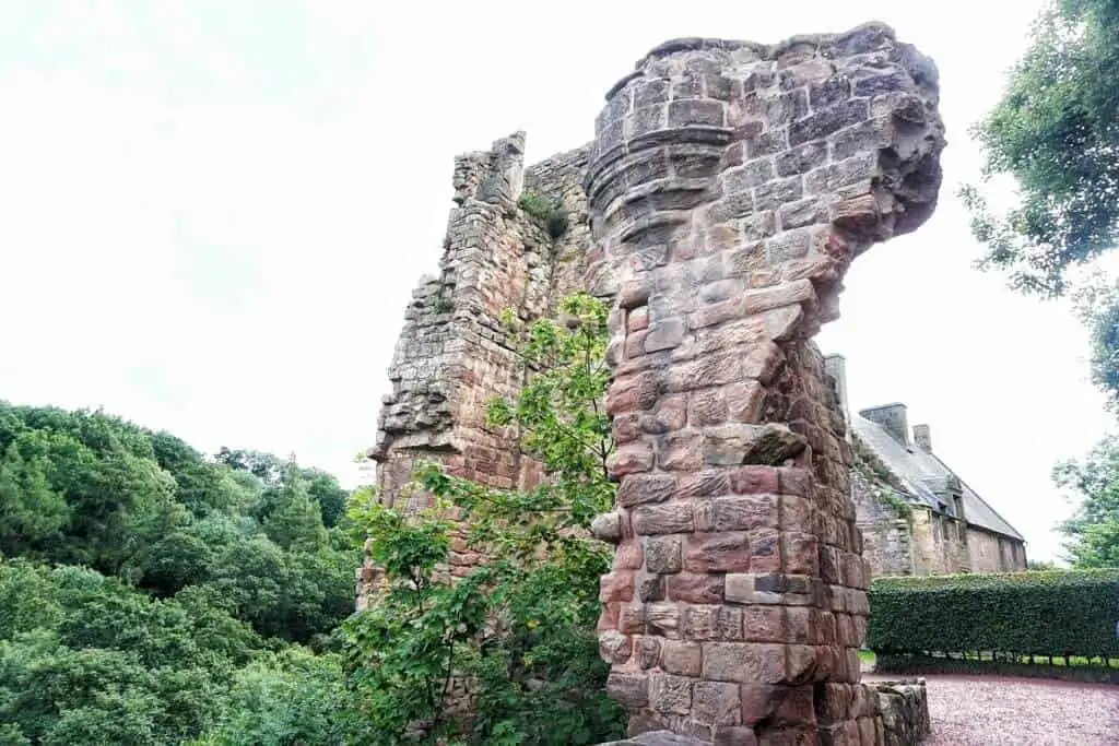A Guide to Roslin, Edinburgh, Scotland. Things to do and what to see: Rosslyn Chapel
