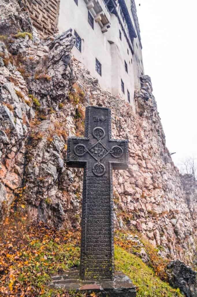 A visit to Dracula's Castle: Bran Castle in Bran, Transylvania, Romania (an easy day trip from Brasov!)