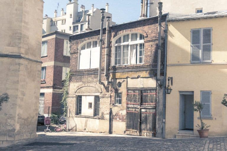 Château de la Reine Blanche, Îlot de la Reine Blanche, 13e arrondissement, paris, france: home to the gobelin family