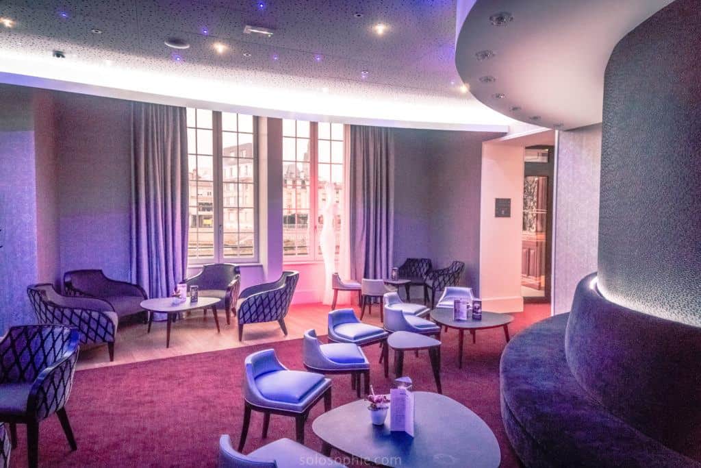 Les jardins du Mess hotel review: a 4 star hotel in Verdun, Meuse, France: piano bar