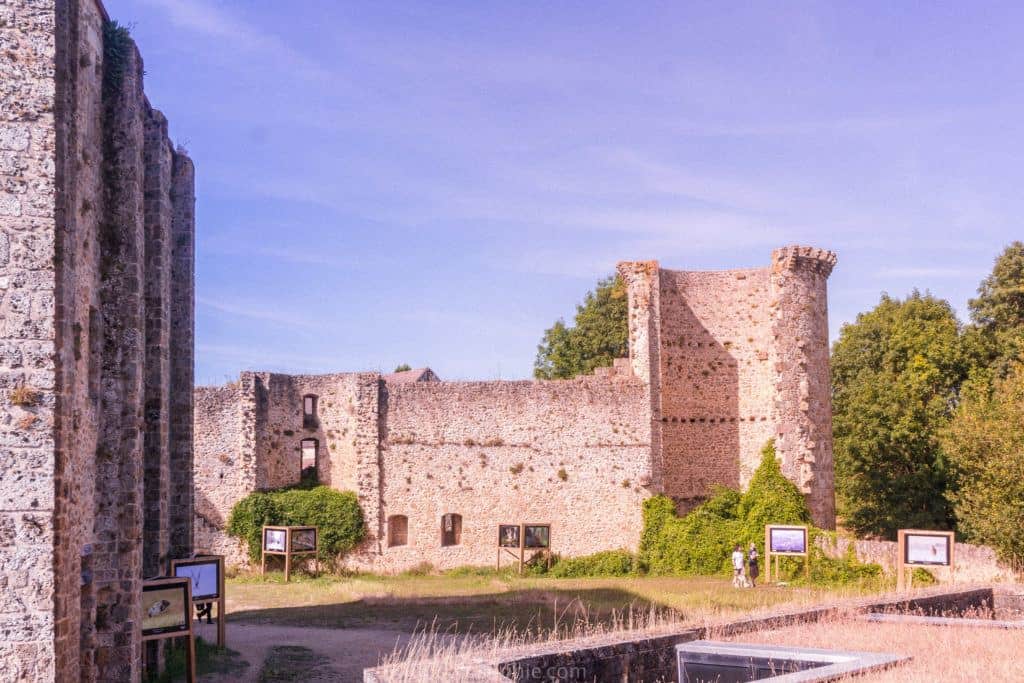 Chevreuse Guide: Things to do, history and a medieval château in a fairytale French town, Yvelines Department, Île de France region, France