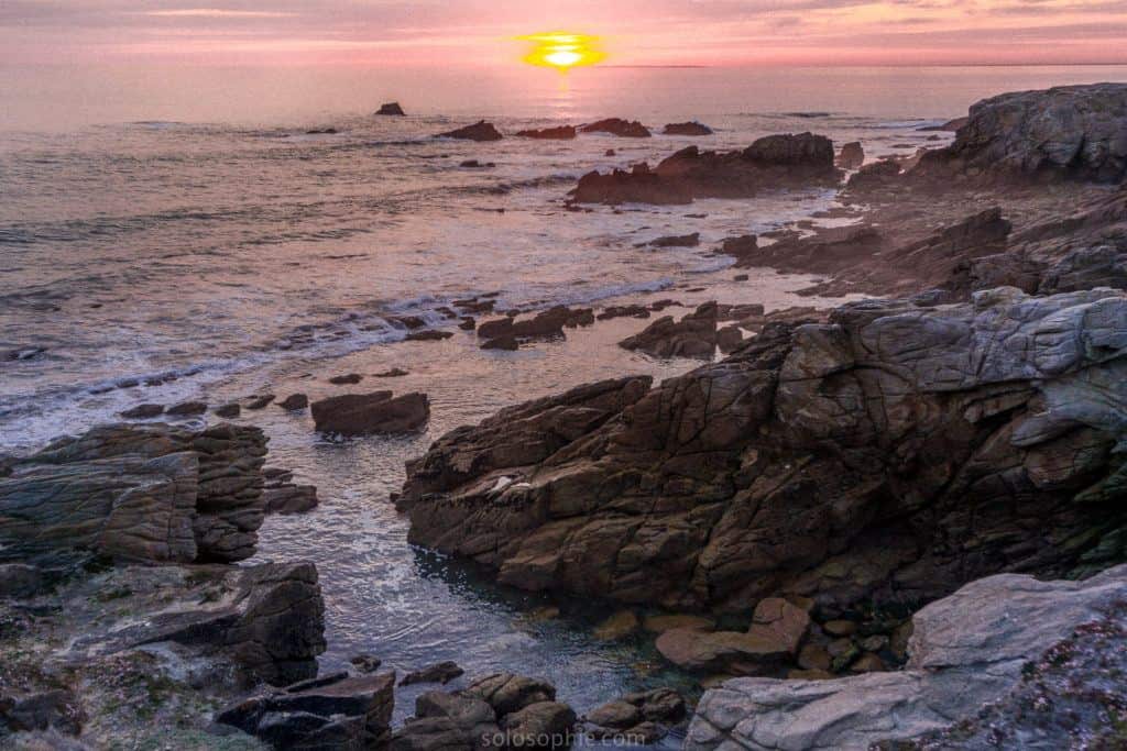 Most beautiful places in Brittany: Brittany Attractions and must see places and things to do to add to your European bucket list. Best things to do in Brittany, France!