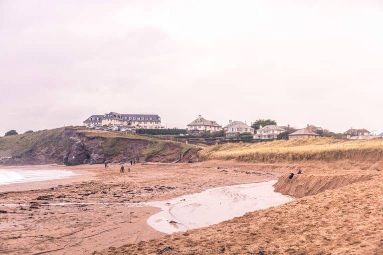 South Milton Sands guide: best and most popular beach in the South Hams, Devon, England (rockpooling, thurlestone rock, sandy beach, south west coastal path)