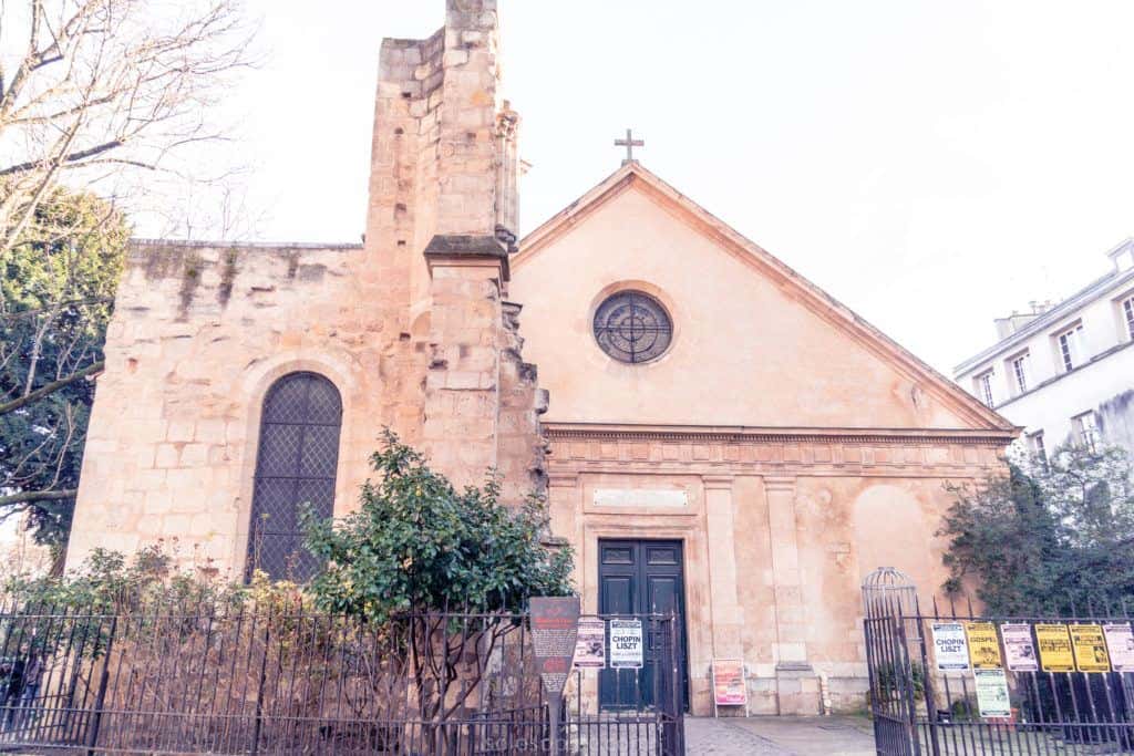 St Julien le Pauvre: In search of the oldest tree in Paris, France, (and it's within view of Notre Dame). A visit to Square René Viviani, 5th arrondissement, Latin, Quarter, France!