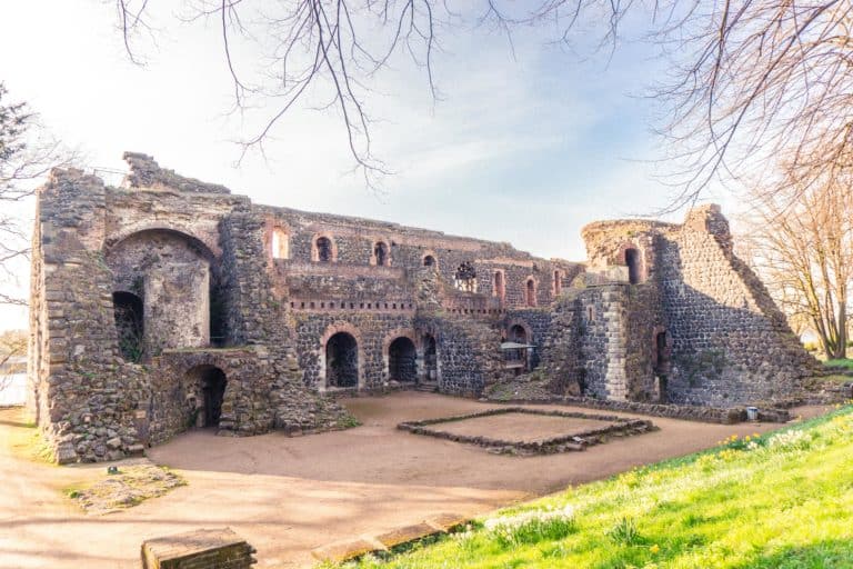 A visit to Kaiserpfalz Kaiserswerth, the ruins of a 12th-Century Castle in Düsseldorf, Germany. Former imperial Palace of Barbarossa in the ancient and historic area of Kaiserswerth, along the river Rhine.