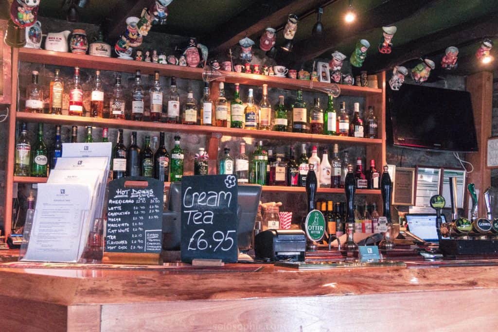 Bearslake Inn: a 13th-century pub in Dartmoor National Park, Devon, England: bar