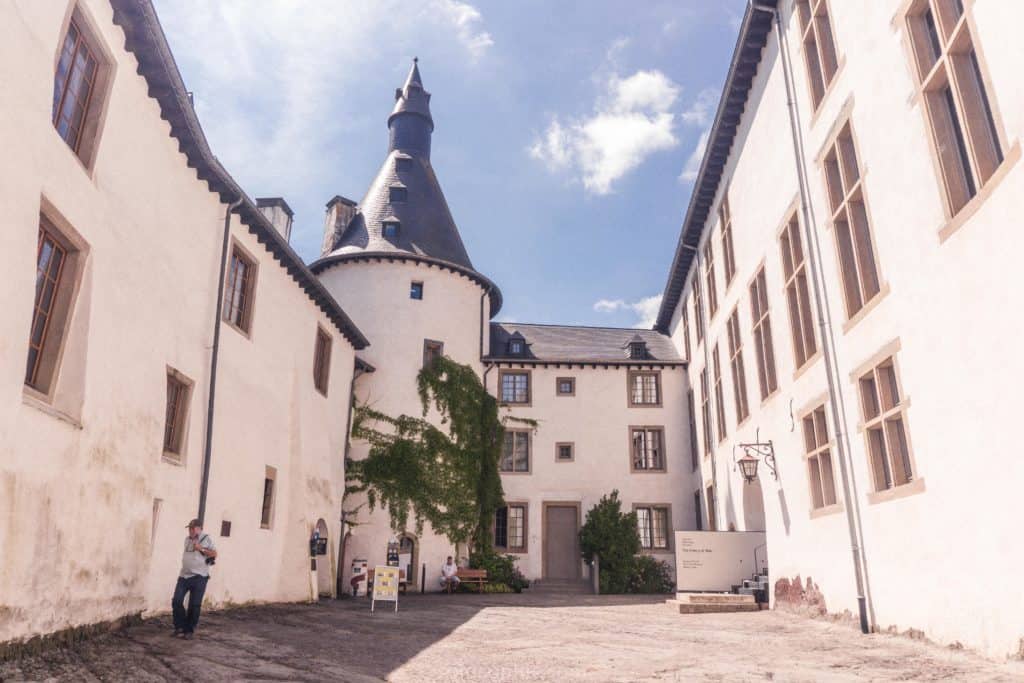 A quick guide to the best things to do in Clervaux, a quaint town in northern Luxembourg, central Europe. Best things to do in the pretty city of Clervaux; abbey, castle, museums, and views!: chateau de clervaux