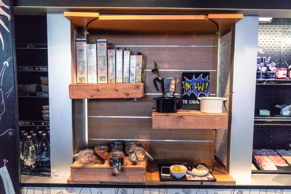 MOXY Milan Malpensa Airport Hotel Review: food