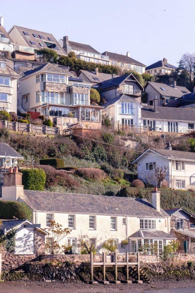 A quick guide to the best things to do in Noss Mayo, a village on the Yealm Estuary, Devon, England: noss mayo view