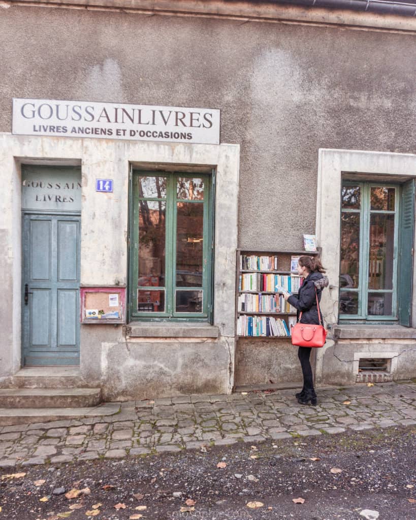 Librairie Goussainlivres: A Quirky Second Hand Bookshop in a Suburban Parisian Ghost Town, Ile de France, France