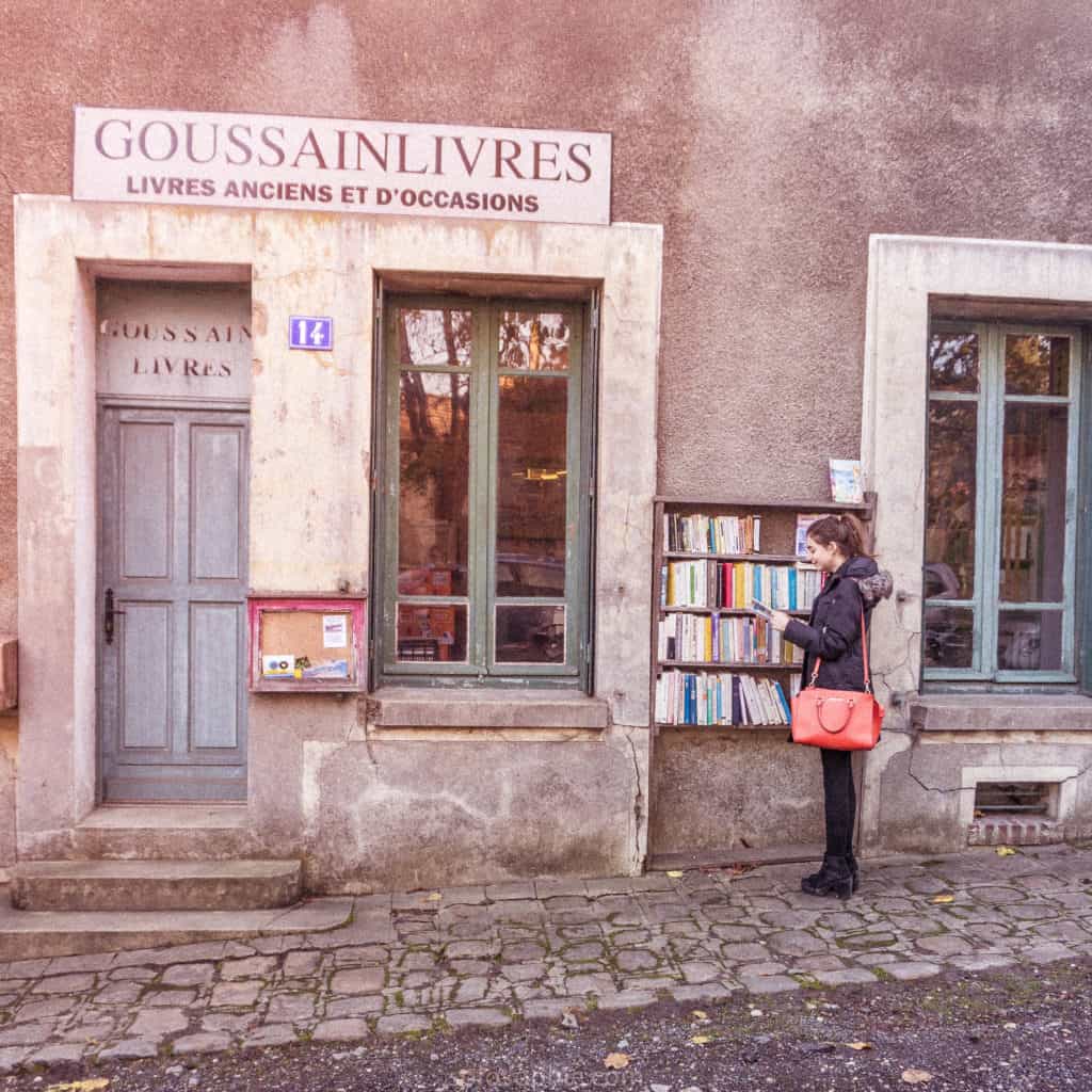Librairie Goussainlivres: A Quirky Second Hand Bookshop in a Suburban Parisian Ghost Town, Ile de France, France