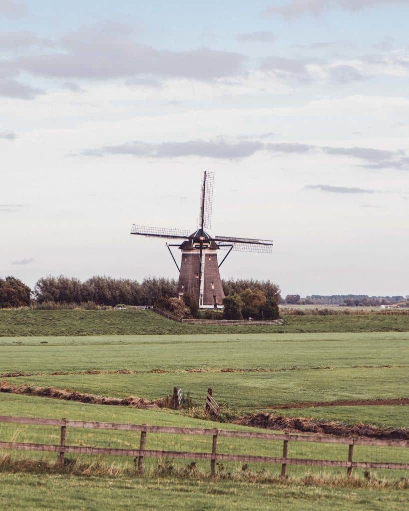 Molendriegang: Iconic Dutch Windmills Near the Hague, Holland, the Netherlands