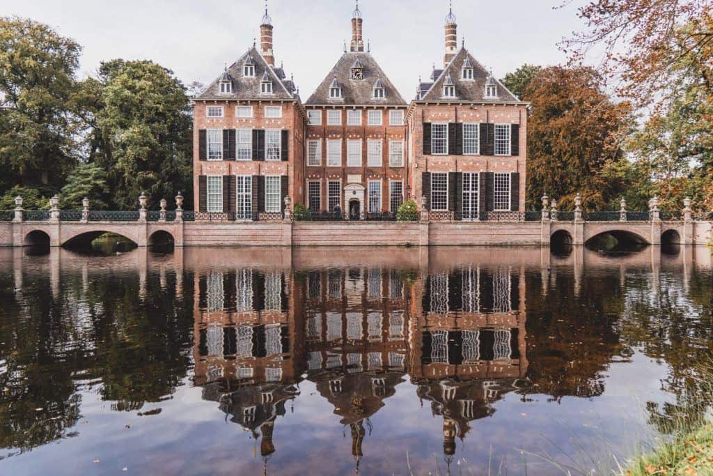 Kasteel Duivenvoorde: An Easy Day Trip from The Hague or Leiden, Holland, The Netherlands