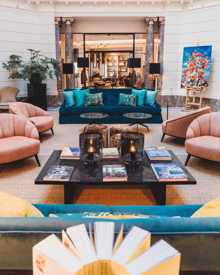 Hotel FRANQ Review: Luxury in the Heart of the historic city of Antwerp, Northern Belgium, Europe. Hotel review of the best place to stay in Anvers/ Antwerpen!