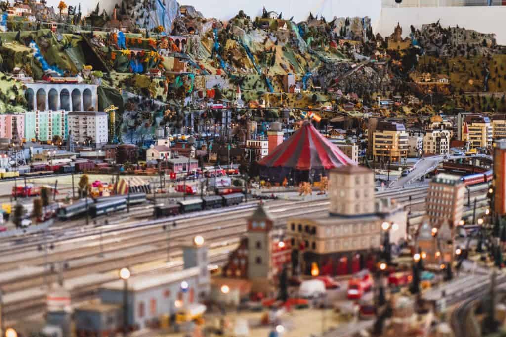 La Provincia di Varese Travel Guide: Lake Maggiore & Beyond, Lomardy, Northern Italy. Here are the very best things to do in Varese Province.