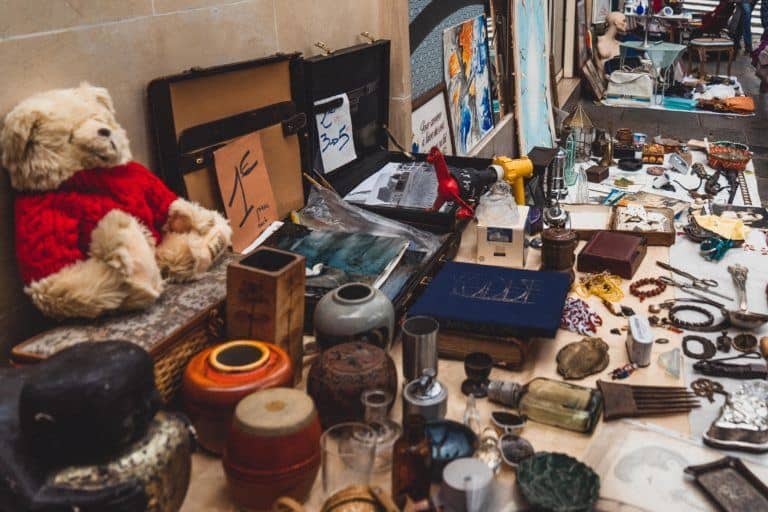 Brocante de la Rue de Bretagne de Noel: Vintage in the 3rd Arrondissement