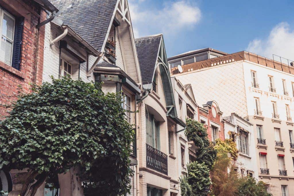 Villa Leandré: An English-Inspired Art-Deco Street in Montmartre, 18th arrondissement, Paris, France