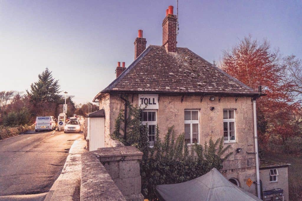 Secrets of Oxfordshire: Unique, Historical & Unusual Things to do in the count of Oxfordshire, England. Where you should stay, what you need to visit and best attractions in Oxfordshire, England