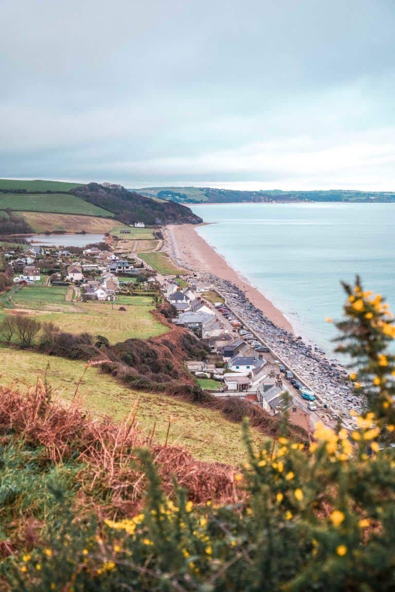 A guide to the best things to do in Beesands, a beautiful Devonian village in the South Hams, South Devon, South West England. Here's what to do, where to stay, and attractions in Beesands