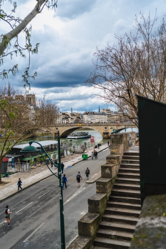 banks of the river seine