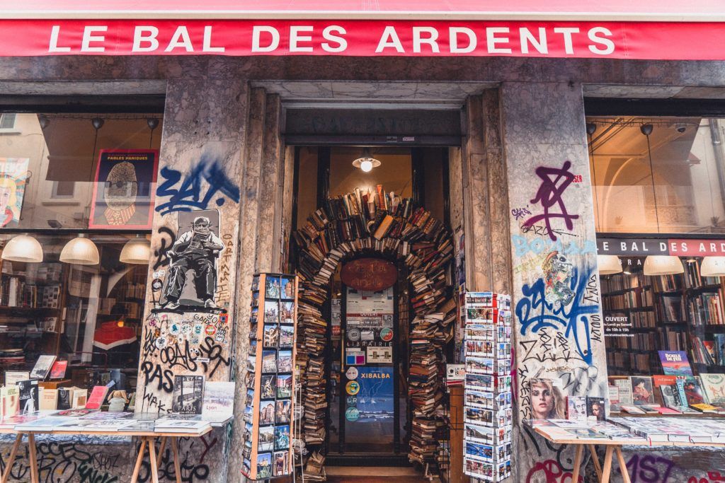 Hidden and unusual bookshop in Lyon. Here's how to visit Le Bal des Ardents bookstore on Rue Neuve in Lyon France