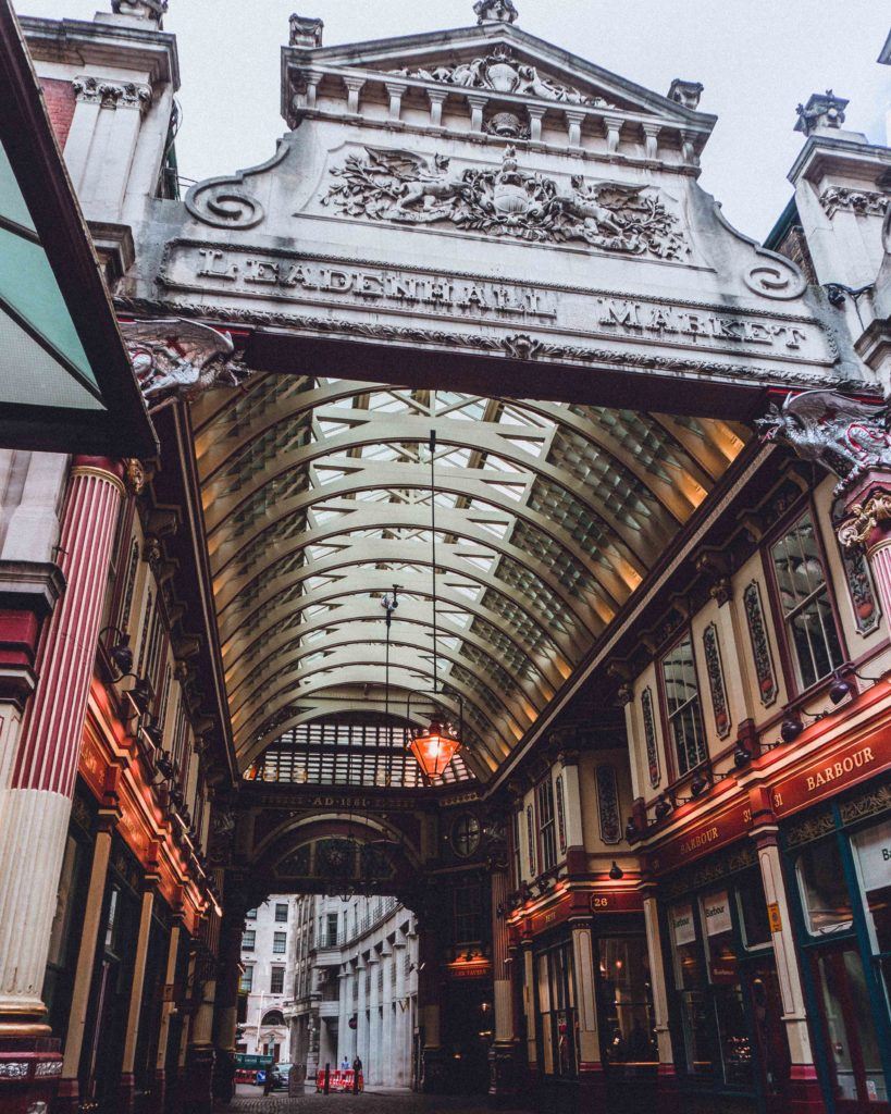 Leadenhall Market Guide, A London 14th-Century Covered Marketplace in the City of London, London, England