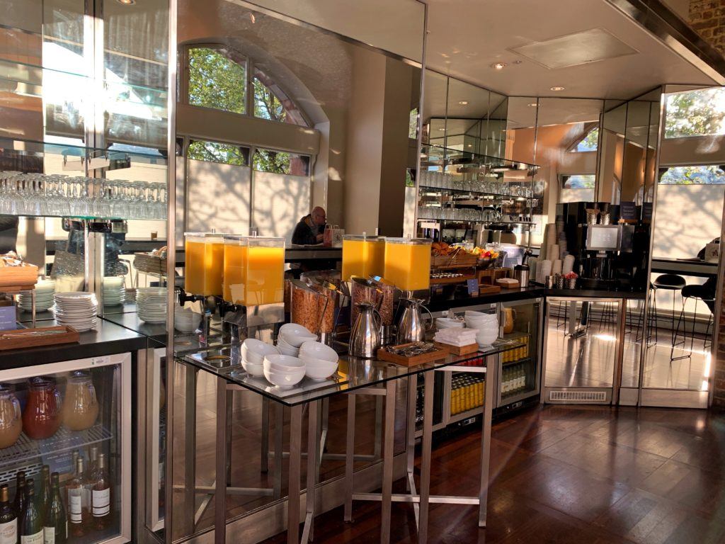 A Review of Eurostar Business Premier Lounge in London, England