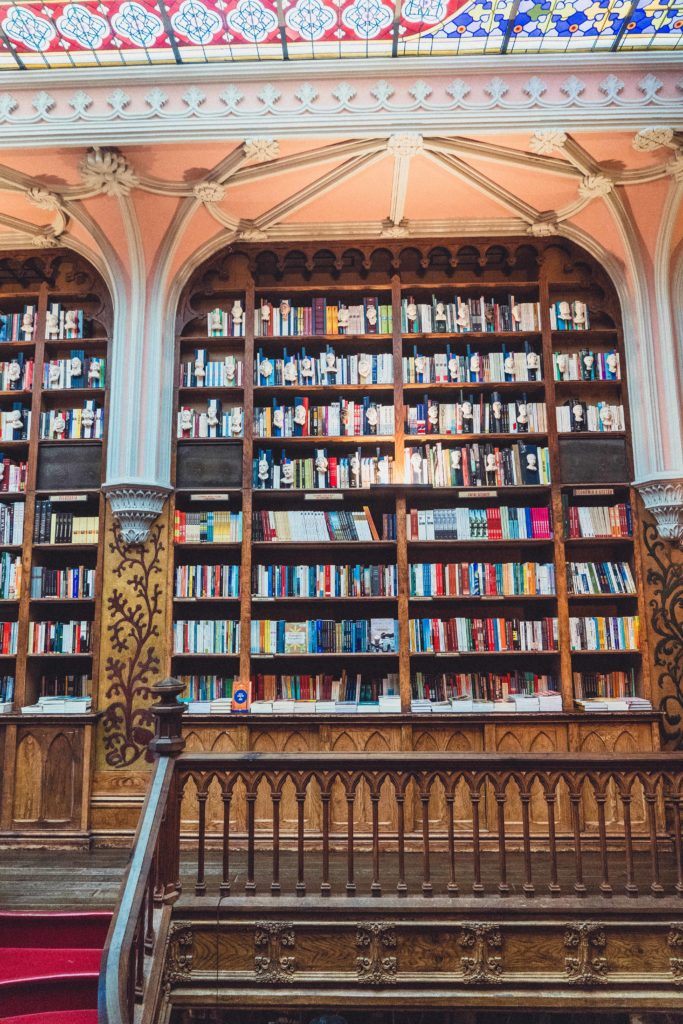 bookcase in livraria lello, porto