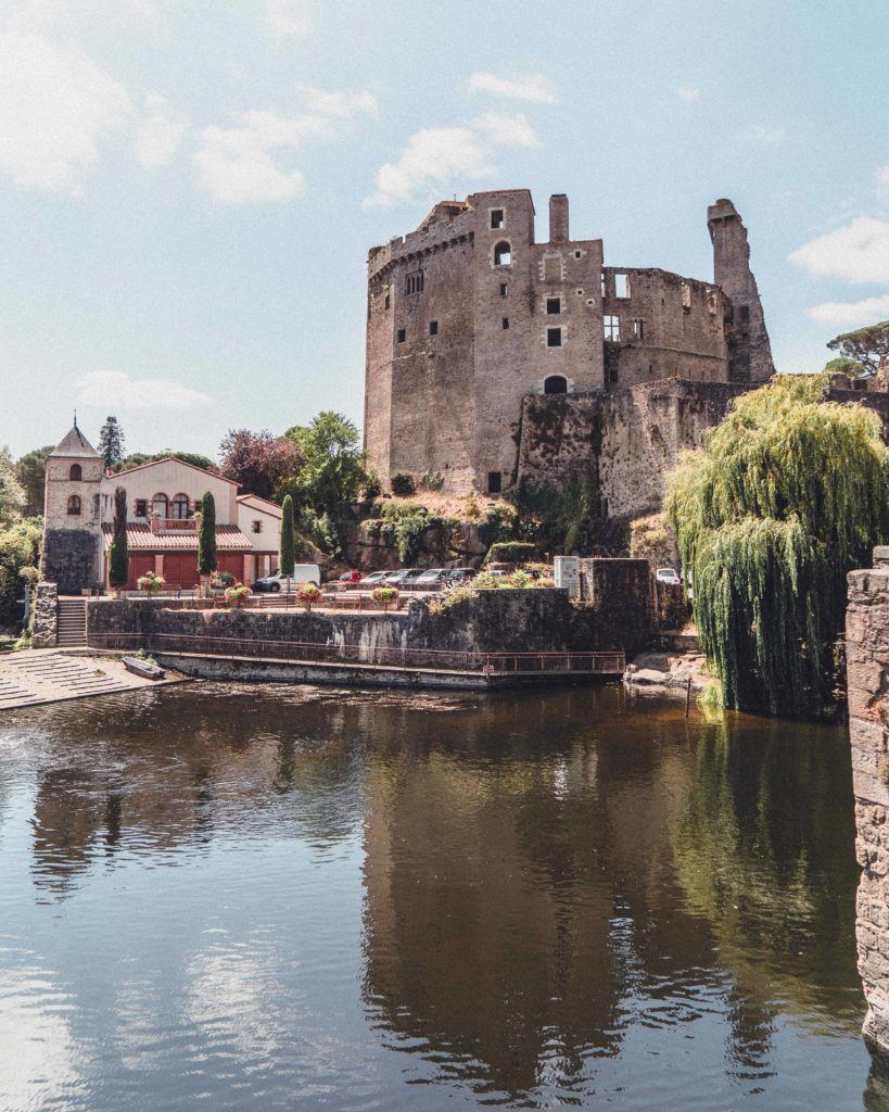 A Quick Guide to the Best Things to do in Clisson, as easy day trip from Nantes, France