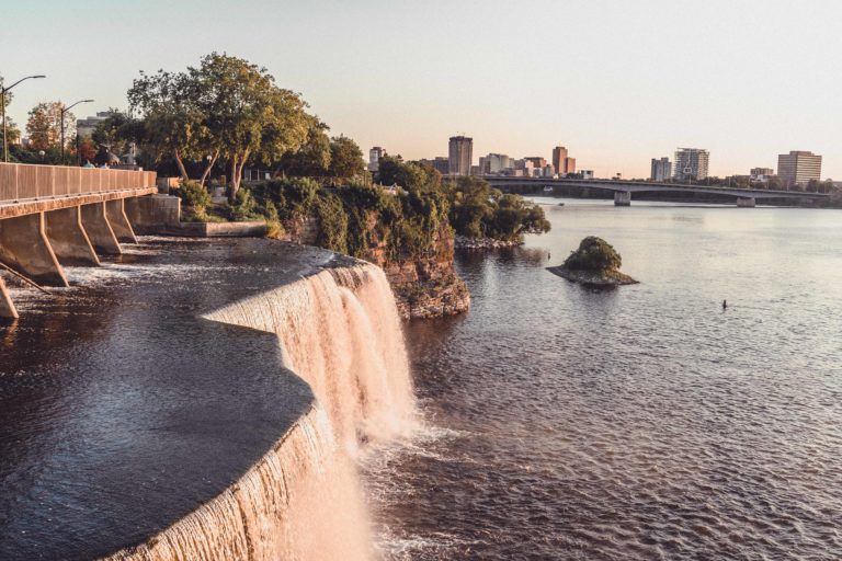 Rideau Falls in ottawa, Canada