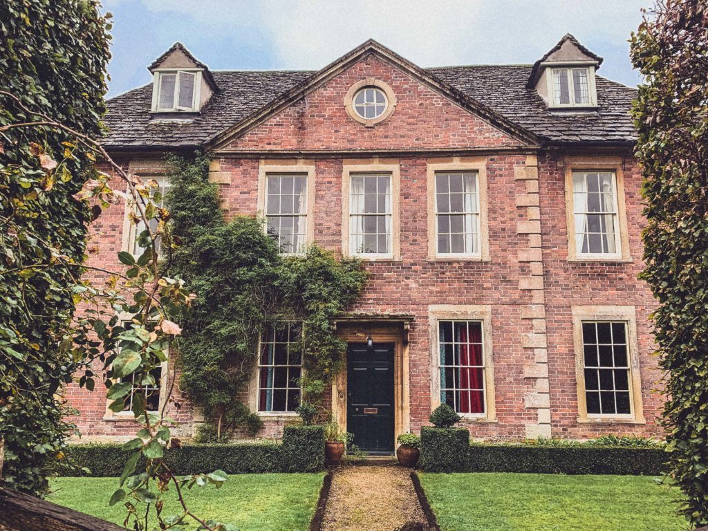 Horace Slughorn's Hideaway (Private House)