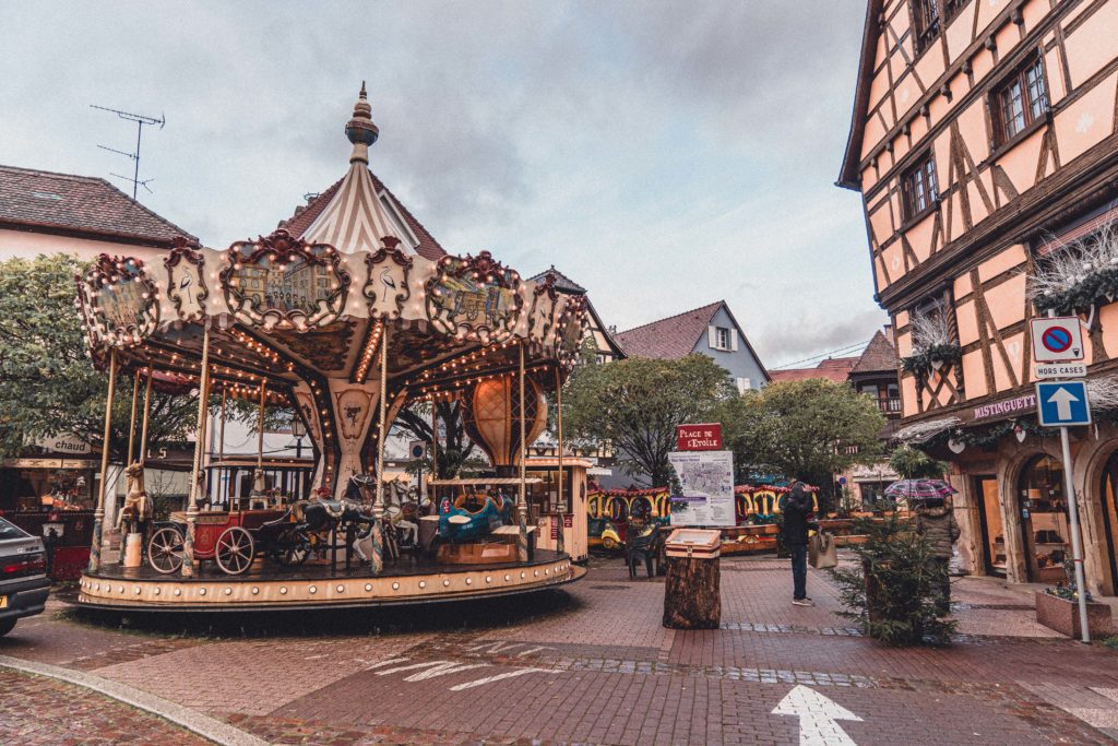 Place de l'Etoile: place des enfants