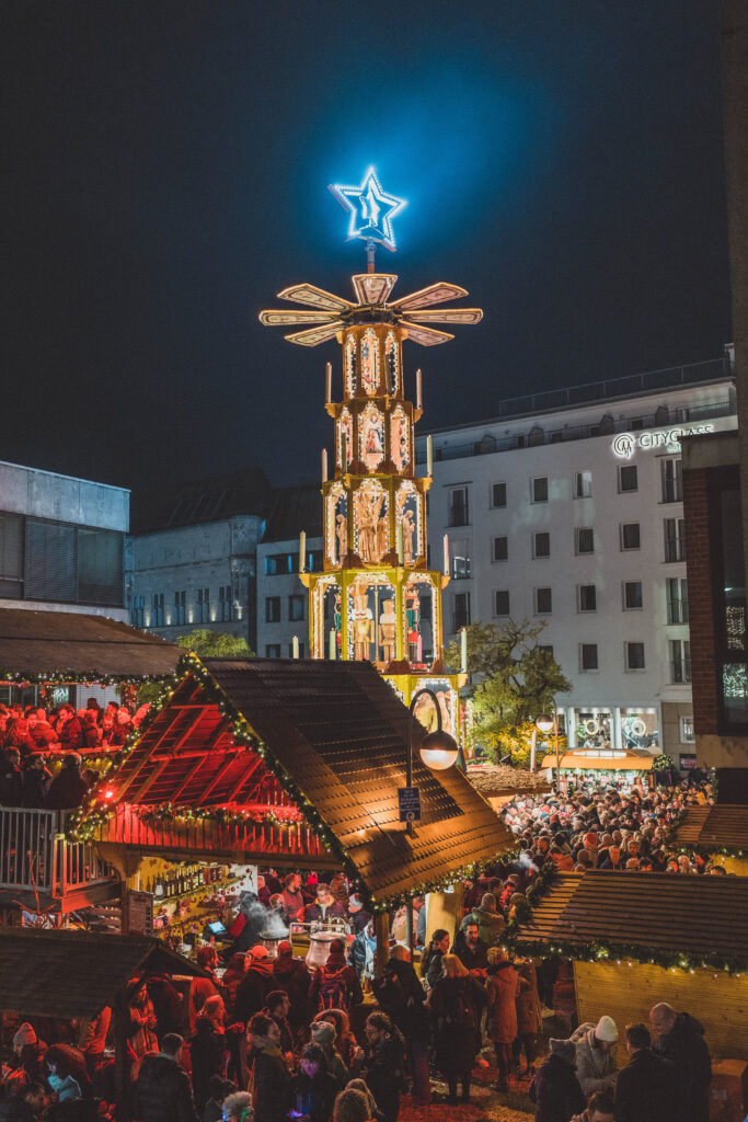 christmas pyramid cologne