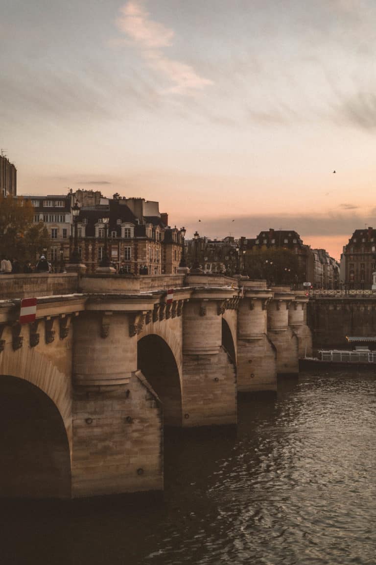 5+ Best & Most Beautiful Bridges in Paris France
