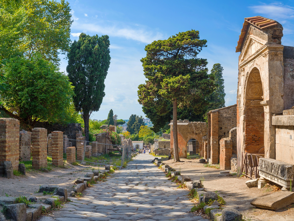 pompeii ruins