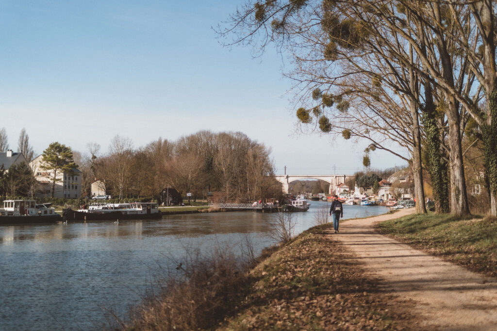 canal du loing moret-sur-loing