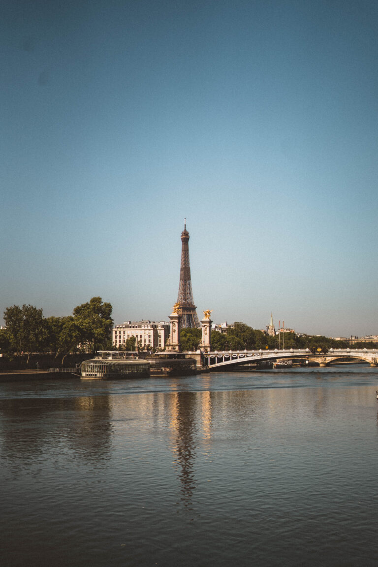 20+ Fun, Cool, Weird & Interesting Facts about France