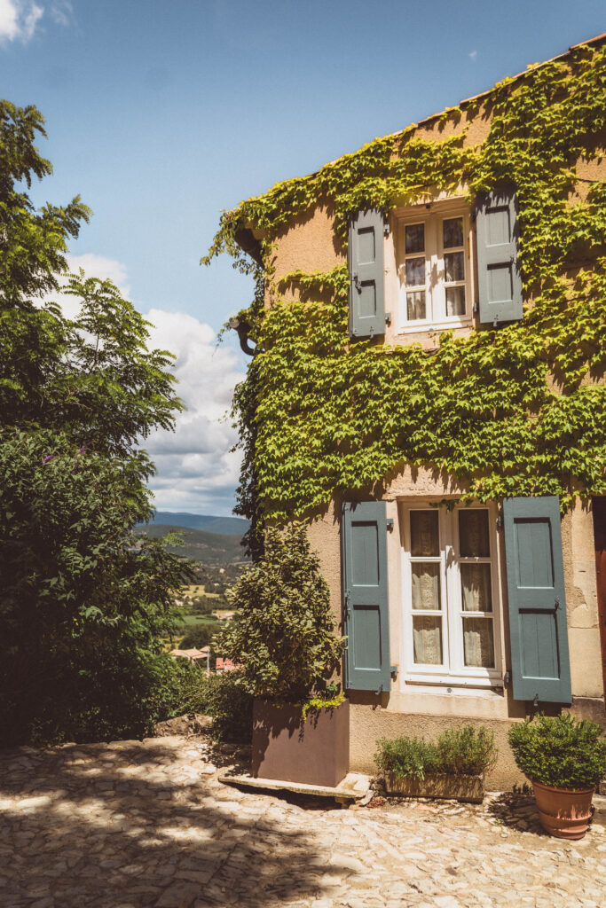 A Guide to the Best Things to do in Banon, Provence