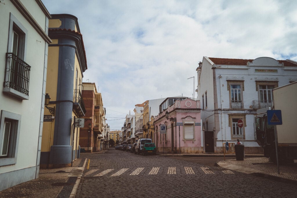 street in faro portugal